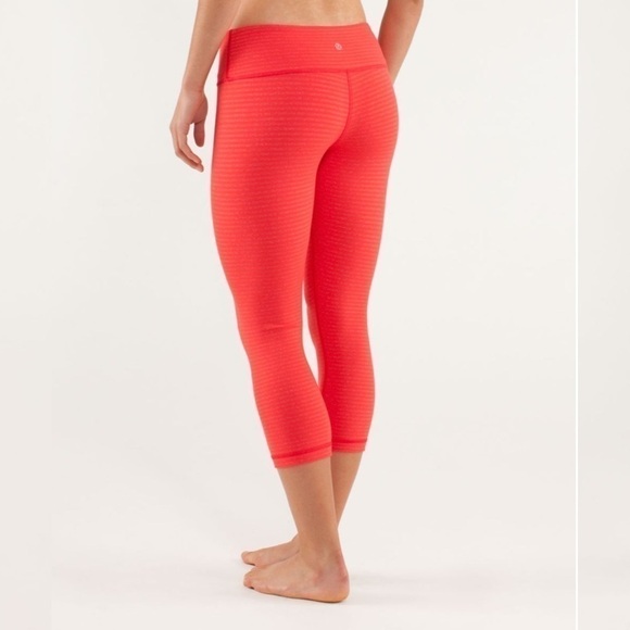 Lululemon Wunder Under Crop Slope Stripe Love Red Heathered Fiery Red size 4 - Picture 2 of 9